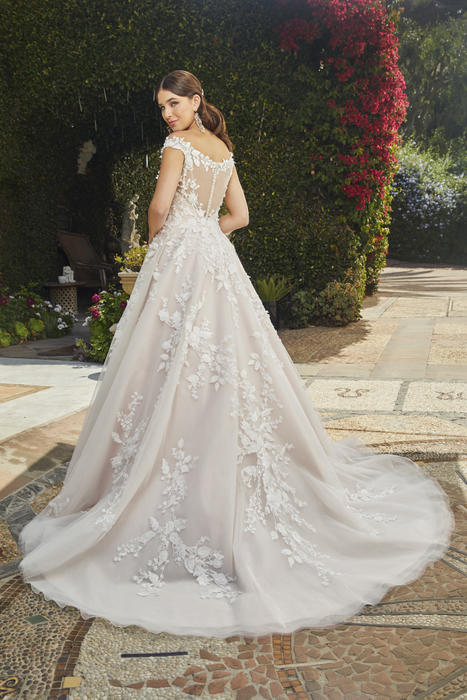 Casablanca Bridal 2406