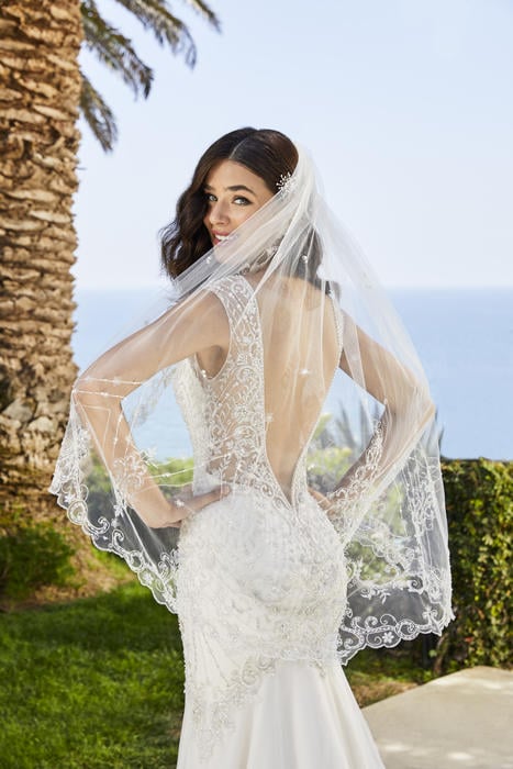 Casablanca Bridal 2407