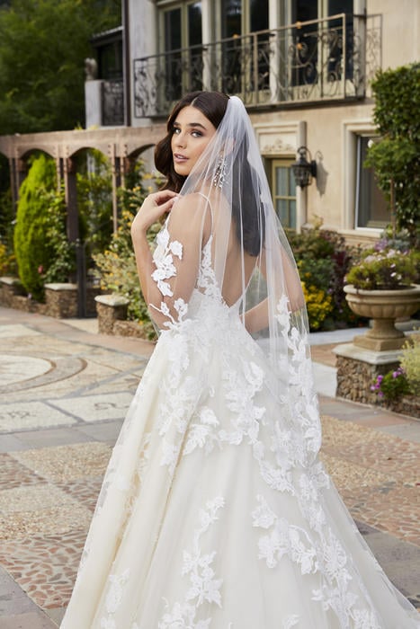 Casablanca Bridal 2409