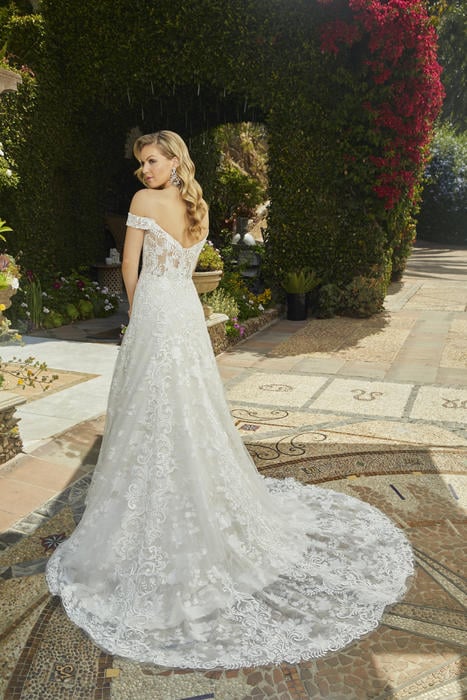 Casablanca Bridal 2411