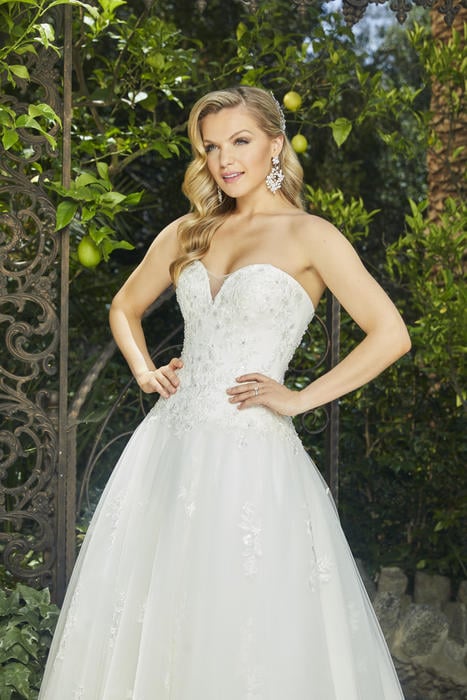 Casablanca Bridal 2412