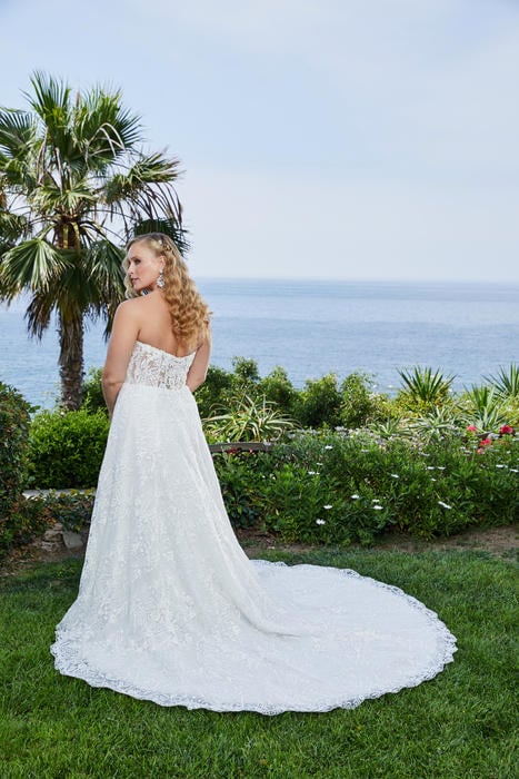 Casablanca Bridal 2414