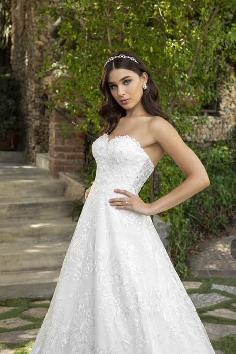 Casablanca Bridal 2414