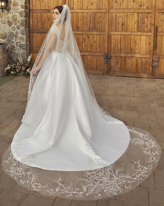 Casablanca Bridal 2416-1