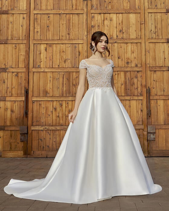 Casablanca Bridal 2416-1