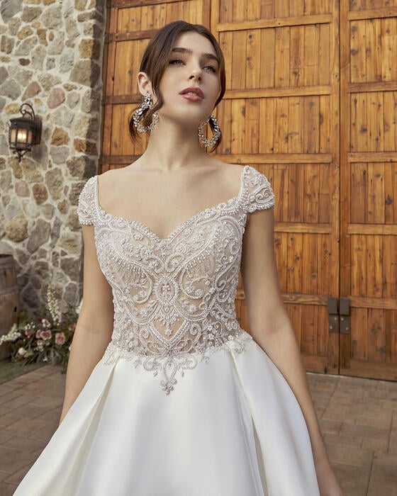 Casablanca Bridal 2416-1