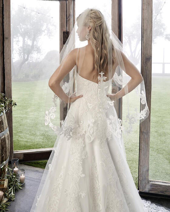 Casablanca Bridal 2418