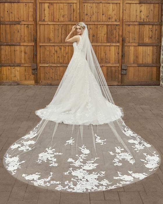 Casablanca Bridal 2420