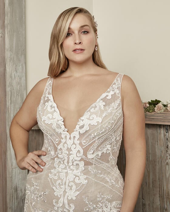 Casablanca Bridal 2421