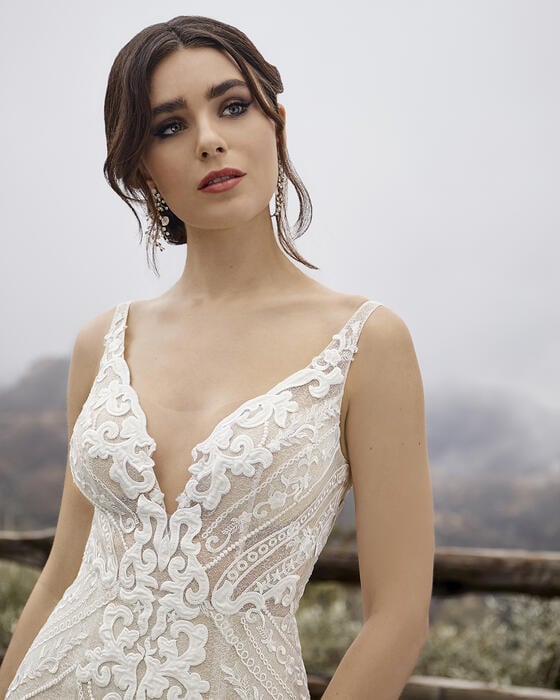 Casablanca Bridal 2421