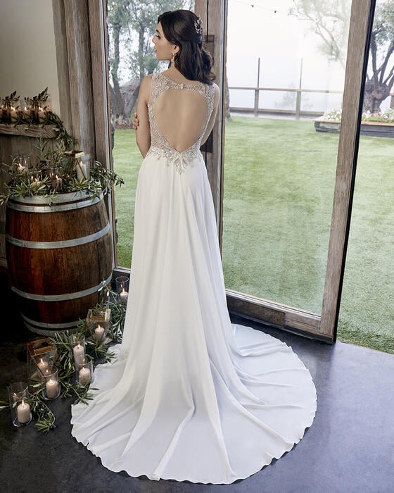 Casablanca Bridal 2422