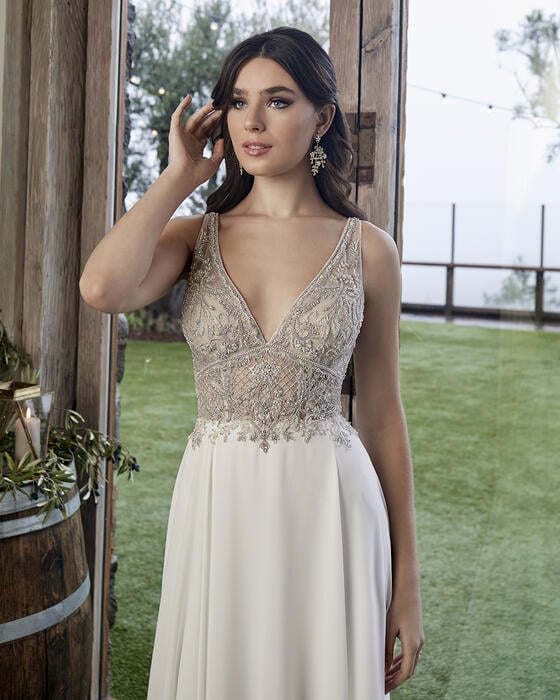 Casablanca Bridal 2422