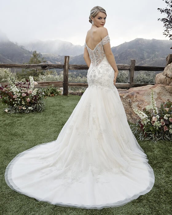 Casablanca Bridal 2423