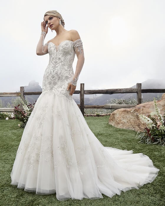 Casablanca Bridal 2423