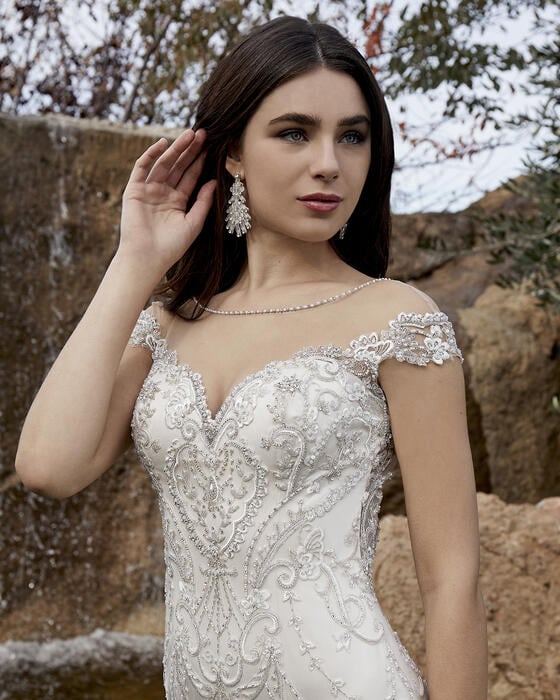 Casablanca Bridal 2426