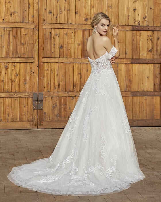 Casablanca Bridal 2427