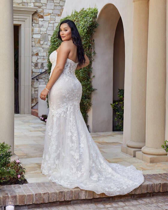 Casablanca Bridal 2438