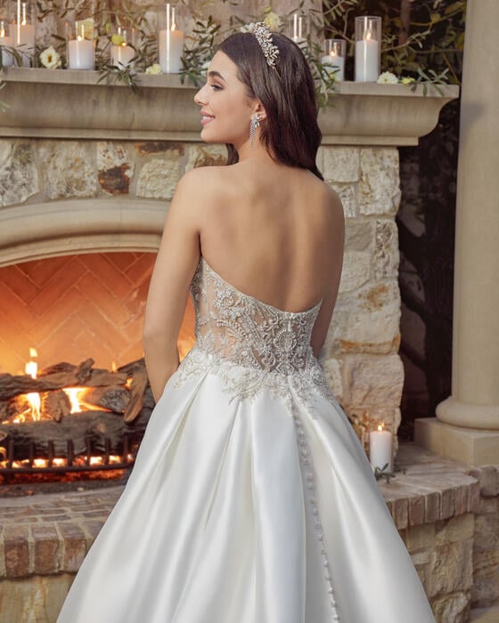 Casablanca Bridal 2442