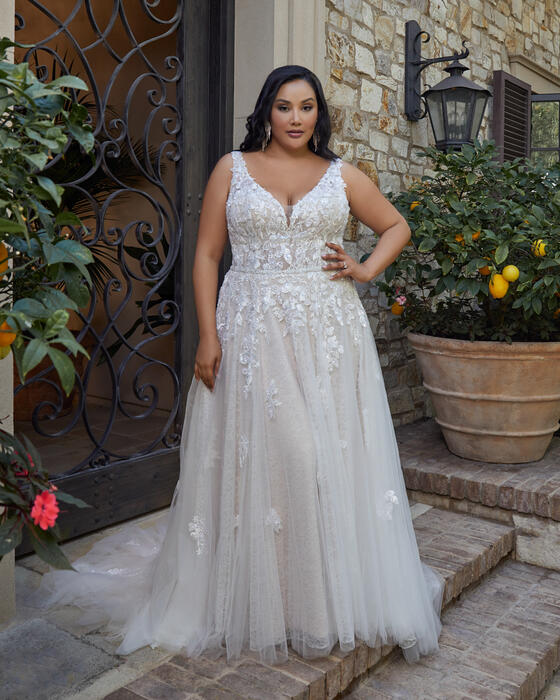 Casablanca Bridal 2445