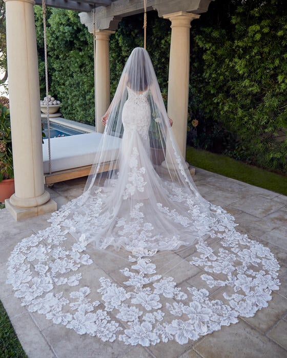 Casablanca Bridal 2447