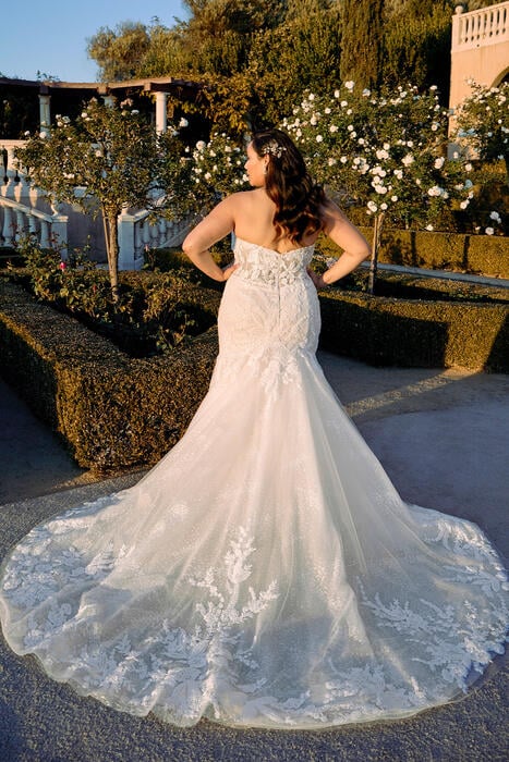 Casablanca Bridal 2450