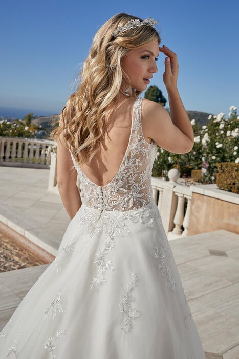 Casablanca Bridal 2451