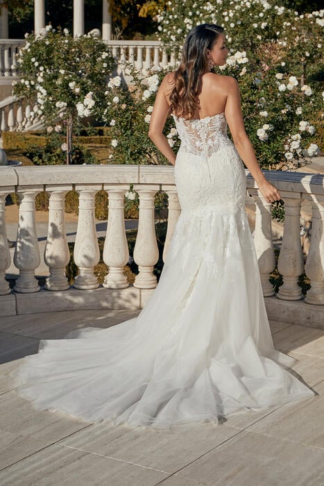 Casablanca Bridal 2454