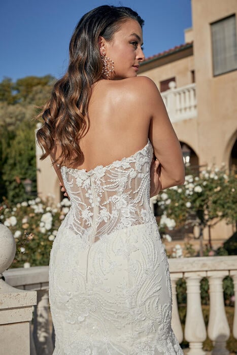 Casablanca Bridal 2454