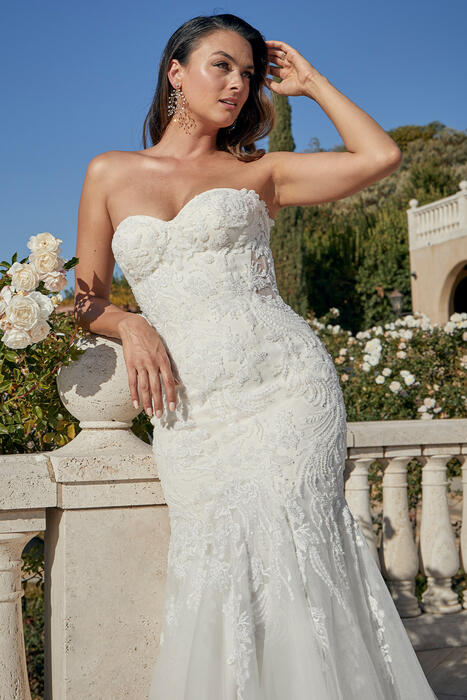 Casablanca Bridal 2454