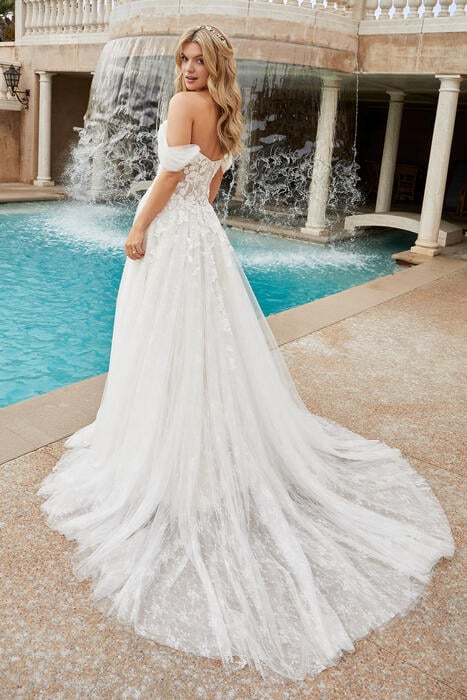 Casablanca Bridal 2455