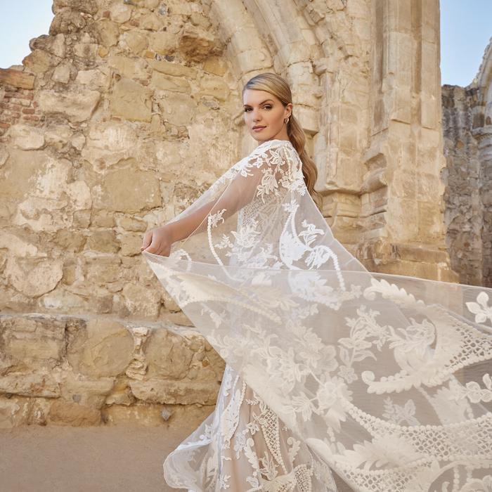 Casablanca Bridal 2461