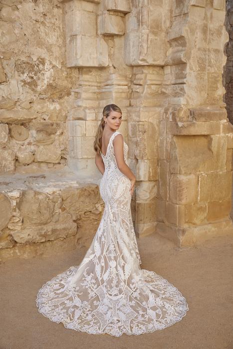 Casablanca Bridal 2461