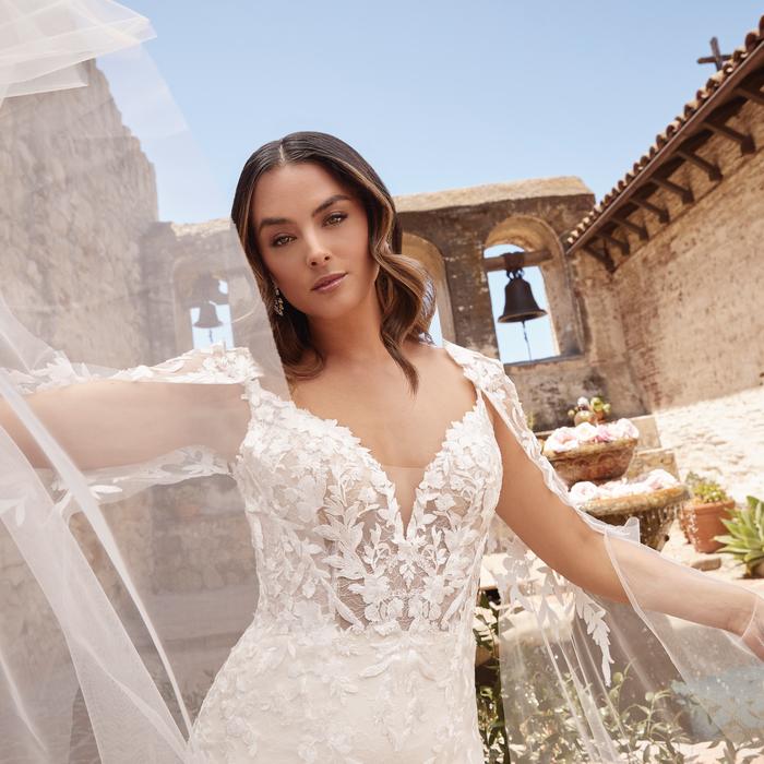 Casablanca Bridal 2467