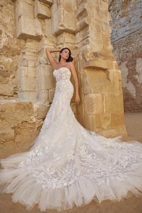 Casablanca Bridal 2471