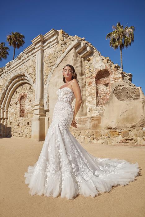 Casablanca Bridal 2471