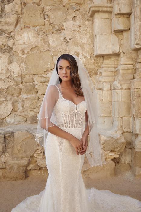 Casablanca Bridal 2473