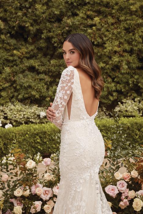 Casablanca Bridal 2476