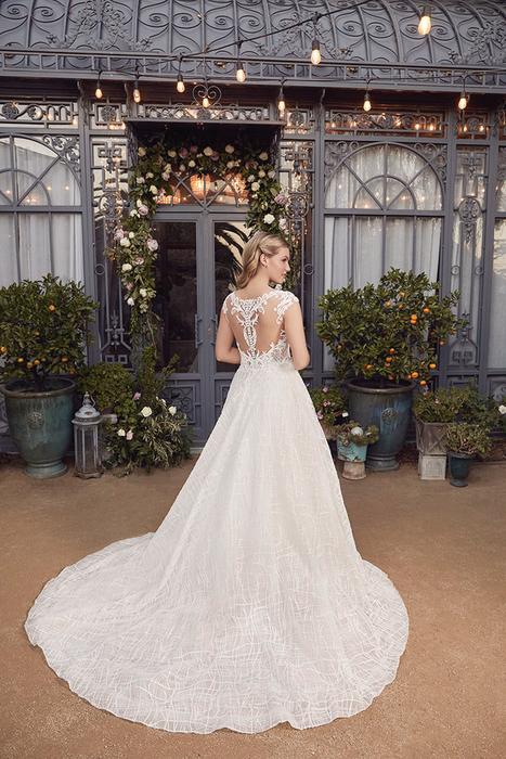 Casablanca Bridal 2486