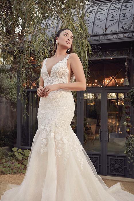 Casablanca Bridal 2489