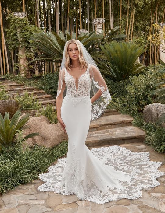 Casablanca Bridal 2504