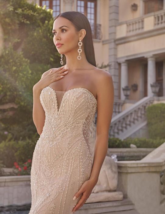 Casablanca Bridal 2508