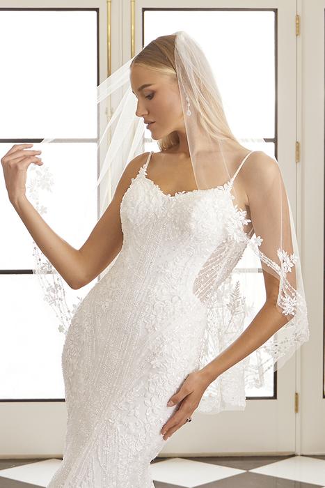 Casablanca Bridal 2560