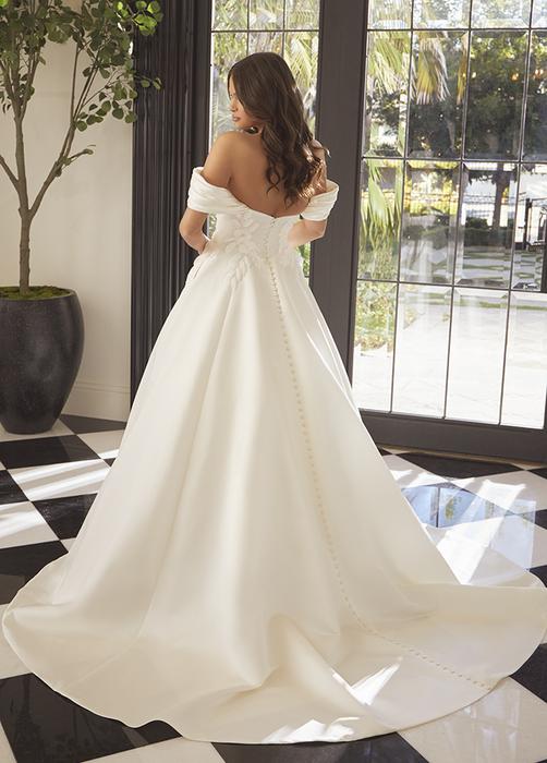 Casablanca Bridal 2561