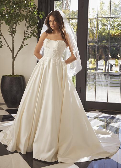 Casablanca Bridal 2561