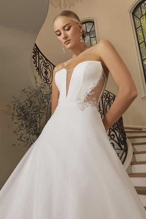 Casablanca Bridal 2562