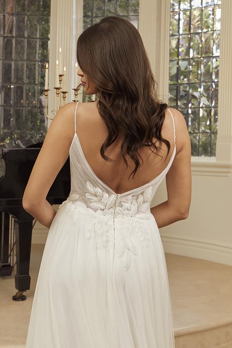 Casablanca Bridal 2563