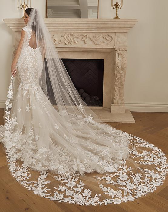 Casablanca Bridal 2564