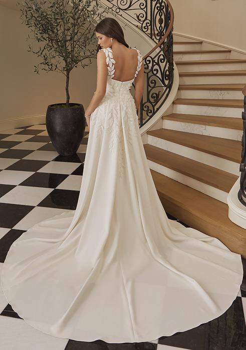 Casablanca Bridal 2565