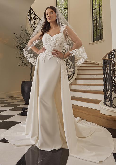 Casablanca Bridal 2565