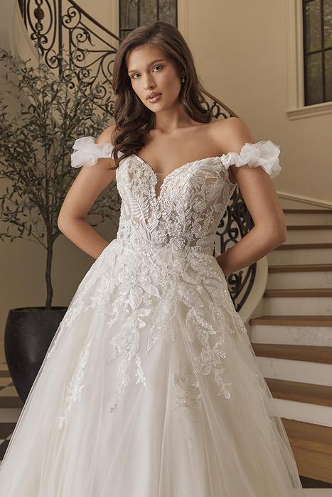 Casablanca Bridal 2574